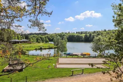 Vue sur le lac Monédières | Chalet mitoyen + Spa