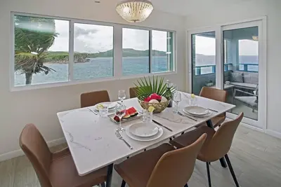 Image de Palm Vista - new 3 bedroom, 3 bath condo ocean
