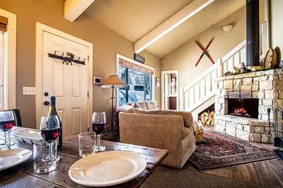 Image de 3 Bd Downtown Ketchum Ski Condo - Near Ski Lifts!