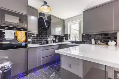 Image de Mordenised 2 Bedroom House close to City Centre