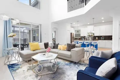 Image de Modern Resort House | Pool • Wi-Fi • Minutes to Disney