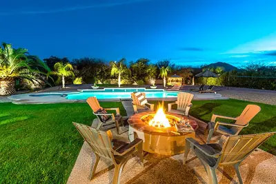 Image de Paradise Valley by AvantStay | Expansive Oasis w\/Putting Green, Pool & Mtn Views