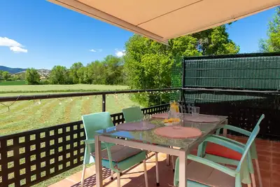 Image de Maison avec terrasse dans les Pyrénées. Animaux acceptés