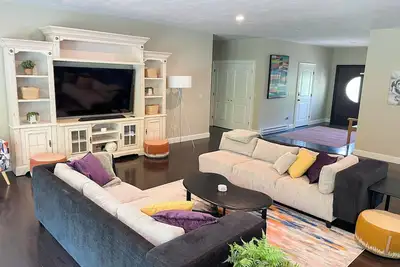 Image de Oob Oasis 5br Private Retreat w/ Gourmet Kitchen & Pool