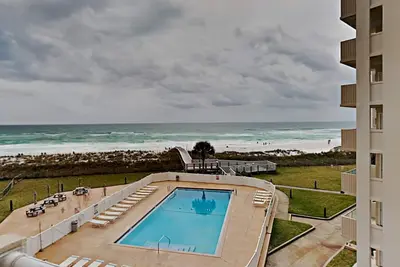 Image de Regency Towers #408 East | Gulf Views, Pool!