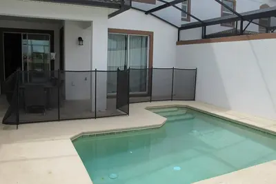 Image de Last Minute Disney Getaway! Private Pool & Themed Bedrooms. Book Now! #74801