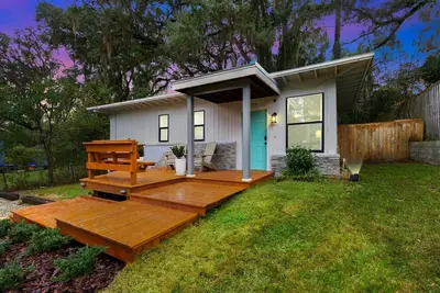Image de Stylish Bungalow, Walk to Uf, Bhg, Publix