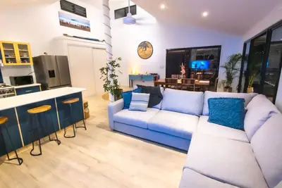 Image de Barefeet Retreat - 3 bedroom air conditioned, pet friendly, town location