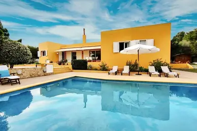 Image de Bonita Casa con piscina privada y amplio jardin