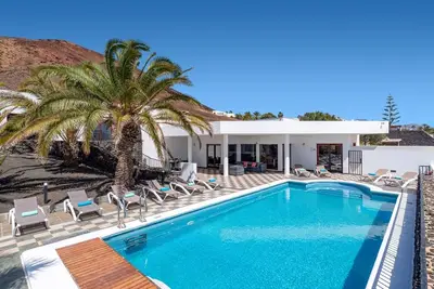 Image de Villa Rodea Cinco by Villa Plus