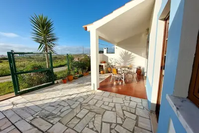 Image de Villa avec vue mer et campagne, à 150 mètres de la mer