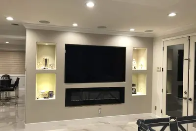 Image de Newly Remodeled 2 Story Pool home! Minutes to Magic Mountain!