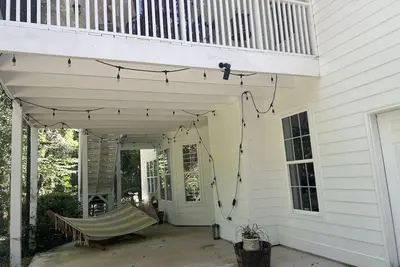 Image de Gorgeous private wooded haven!