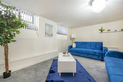 Image de Supérieure-Appartement-Douche- Sleeps 6 Guest