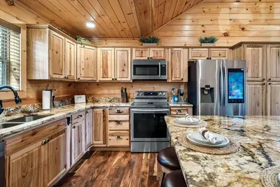 Image de New Mountain Cabin - Majestic Views! Great Location!