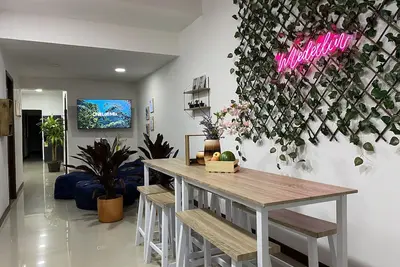 Image de Modern 8 Bedroom Home in Laureles