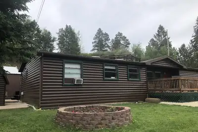 Whitewood Creek Cottage in Deadwood Along the Mickelson Trail