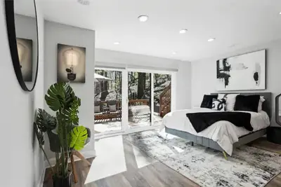 Image de Luxury 3 bed buckhead home with freestanding tub