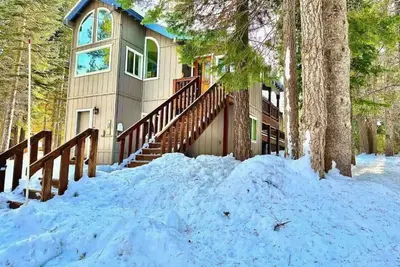 Image de Tahoe Donner Mountain Home Retreat in Truckee+Deck