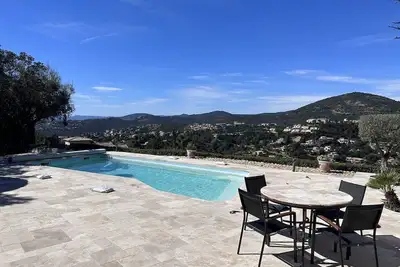 Image de Les Issambres - Villa piscine privée 10 personnes