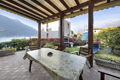 Image de Maison de vacances 'Wakesurfhouse' avec vue sur le lac, terrasse privée et Wi-Fi