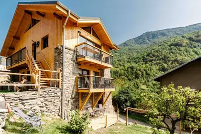 Image de Studio 'Charmant 2' avec vue sur les montagnes, balcon et Wi-Fi