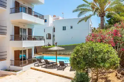 Image de Appartement 'Gran Sol Family 2' avec piscine partagée, Wi-Fi et climatisation