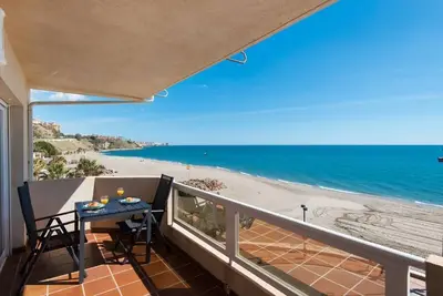 PREMIÈRE Ligne Plage À Fuengirola