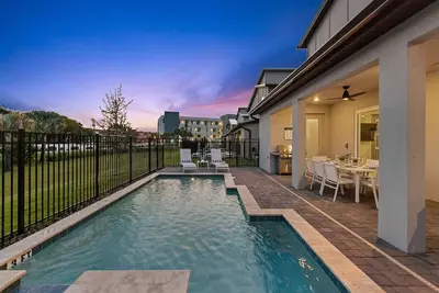Image de Anchors Away | New! Melbourne Beach Dream Villa ft. Sea Themed Br, Arcade, More