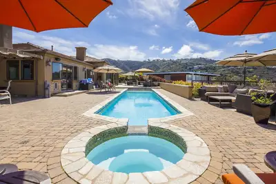 Image de Sea View Villa w/Private Pool, Hot Tub, fireplace, wine bar, Piano in La Jolla