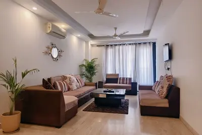 Image de Palatial 3bhk Apartment, Relaxing Terrace, Greater Kailash-1, M Block Market
