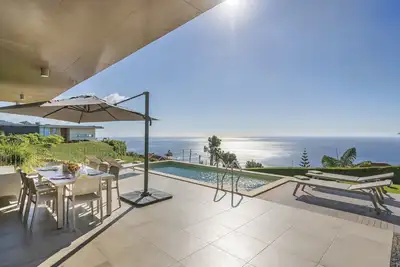 Villa Fig Tree by Villa Plus