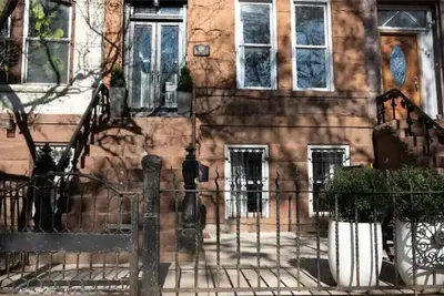 Image de Spacious 2-Story Brownstone House 4 ppl | Bed Stuy