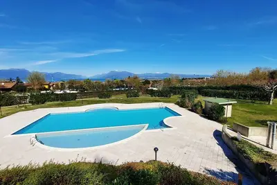 Image de Elegant flat with large terrace in residence with swimming pool