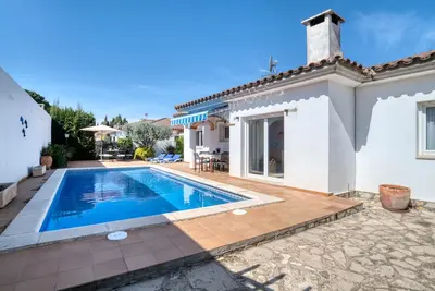 Image de La Bellesa : Belle maison avec piscine privée à l'Escala