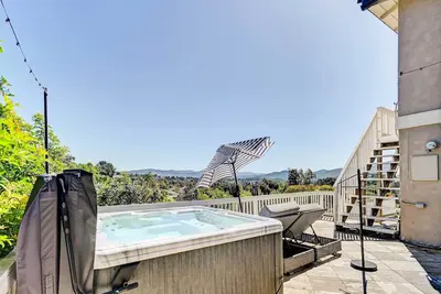 Image de Spacious La Mesa Vacation Home w\/ Shared Hot Tub!