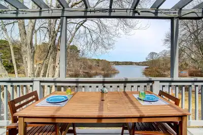 Image de Cape Cod Home on Long Pond: 2 Mi to Ocean!