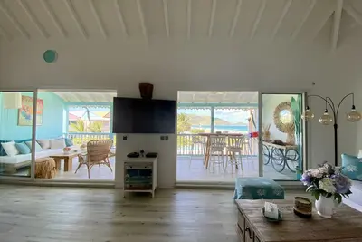 Image de TiCocoon, 1 bedroom beautiful apartment amazing sea view - water back-up