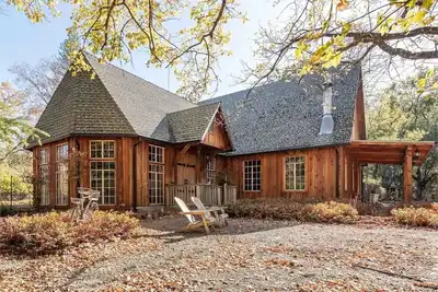 Image de Yosemite Bass Lake Retreat Family + Pet Friendly