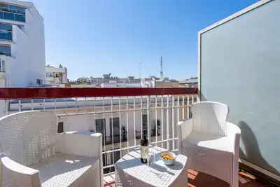 Image de Central & Elegant Loft - with Balcony