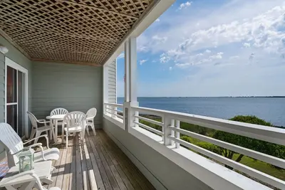 Image de Sea la Vie: Soundfront, dog friendly, Short Stays Anytime, community pool!