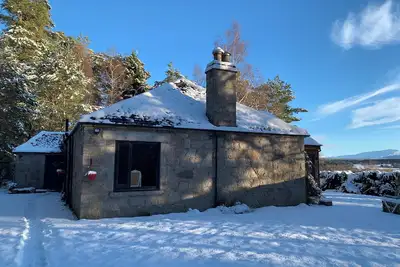 Amazing cottage with indoor private pool