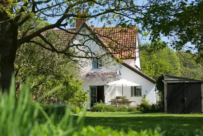 Image de Water Meadow Cottage, pet friendly, with a garden in Saxmundham