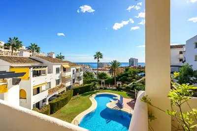 Image de Beachclose family apartment in Benalmadena by Costarentals - Ref 185