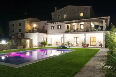 Image de My Rental Homes | Villa Carmela with private pool and grass garden
