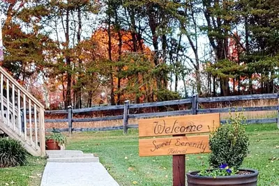 Image de Couples retreat located near the New River Trail and river