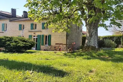 Image de \"Nouveau\", a true haven of peace, close to Saint-Emilion, Bordeaux.