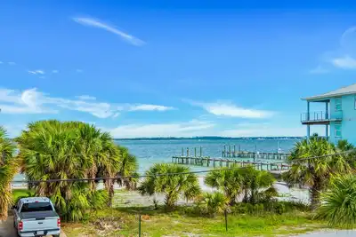 Image de 🏝️Ocean Views-Walk to Beach-Sandpit-Multiple Balconies-4br Bella Vista