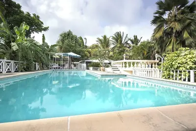 Homerez - Bungalow Grand-Bourg