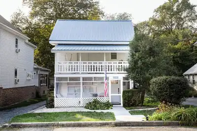 Image de Ruby's Sea Glass Cottage near Betterton Beach